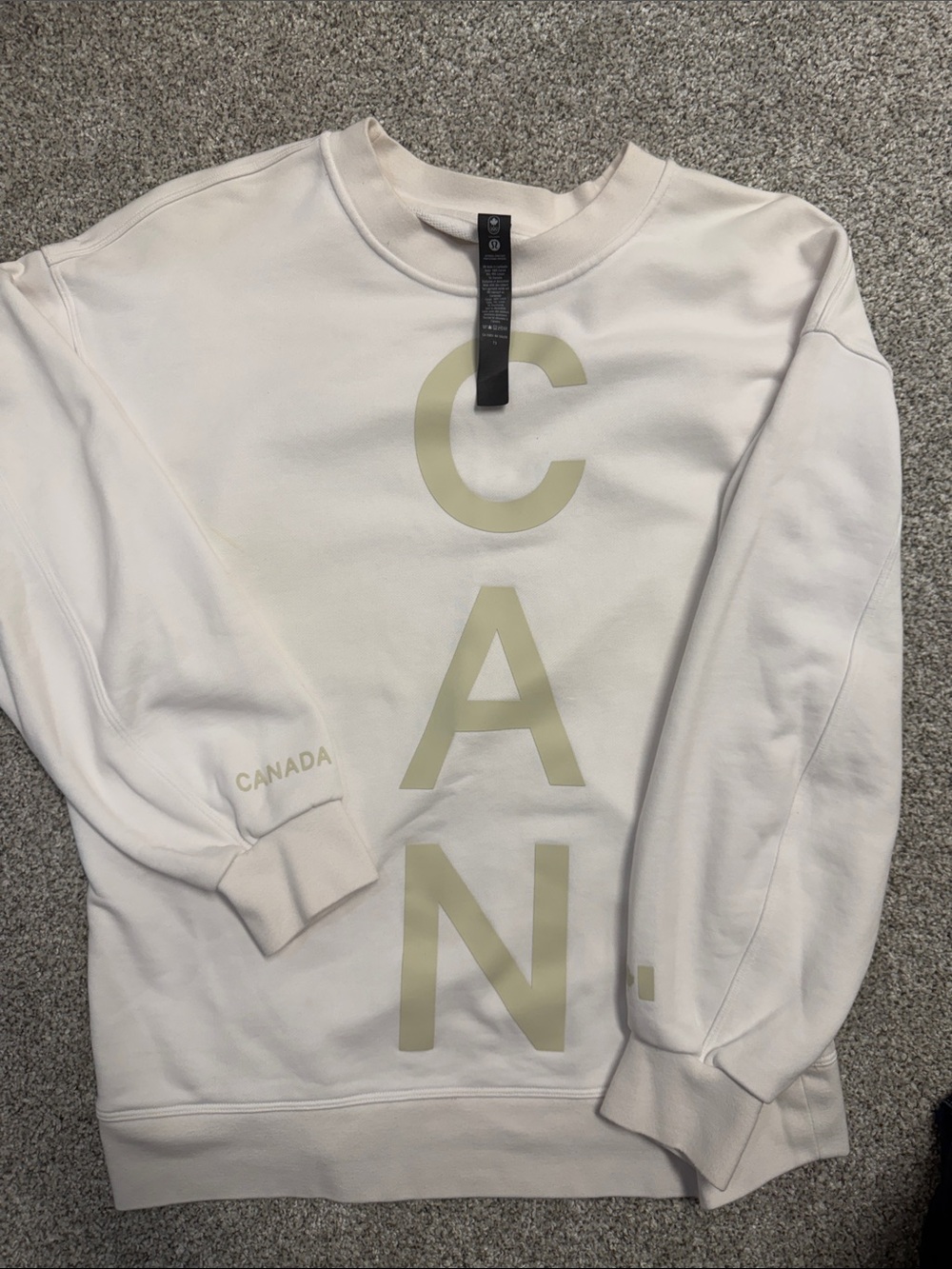 Women’s Lululemon Canada Graphic Crewneck Sweater - Cream